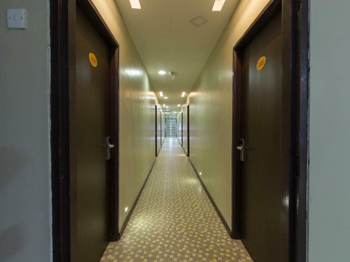 Oyo 1136 Pd Star Hotel Port Dickson Ngoại thất bức ảnh