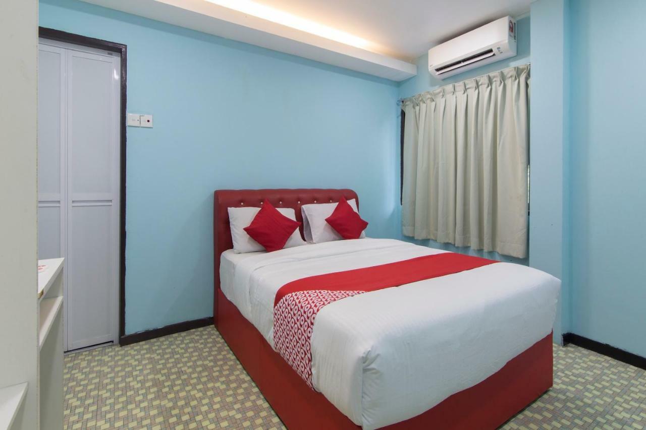 Oyo 1136 Pd Star Hotel Port Dickson Ngoại thất bức ảnh