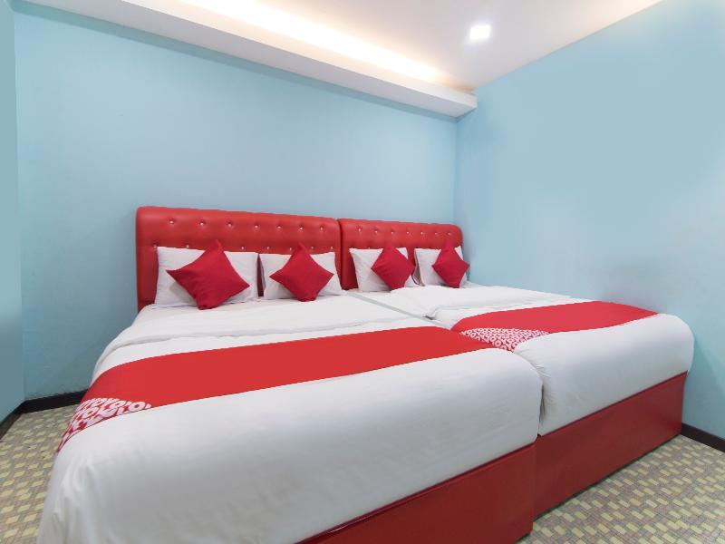 Oyo 1136 Pd Star Hotel Port Dickson Ngoại thất bức ảnh